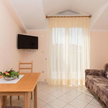 Topic Apartments Vodice Exterior foto