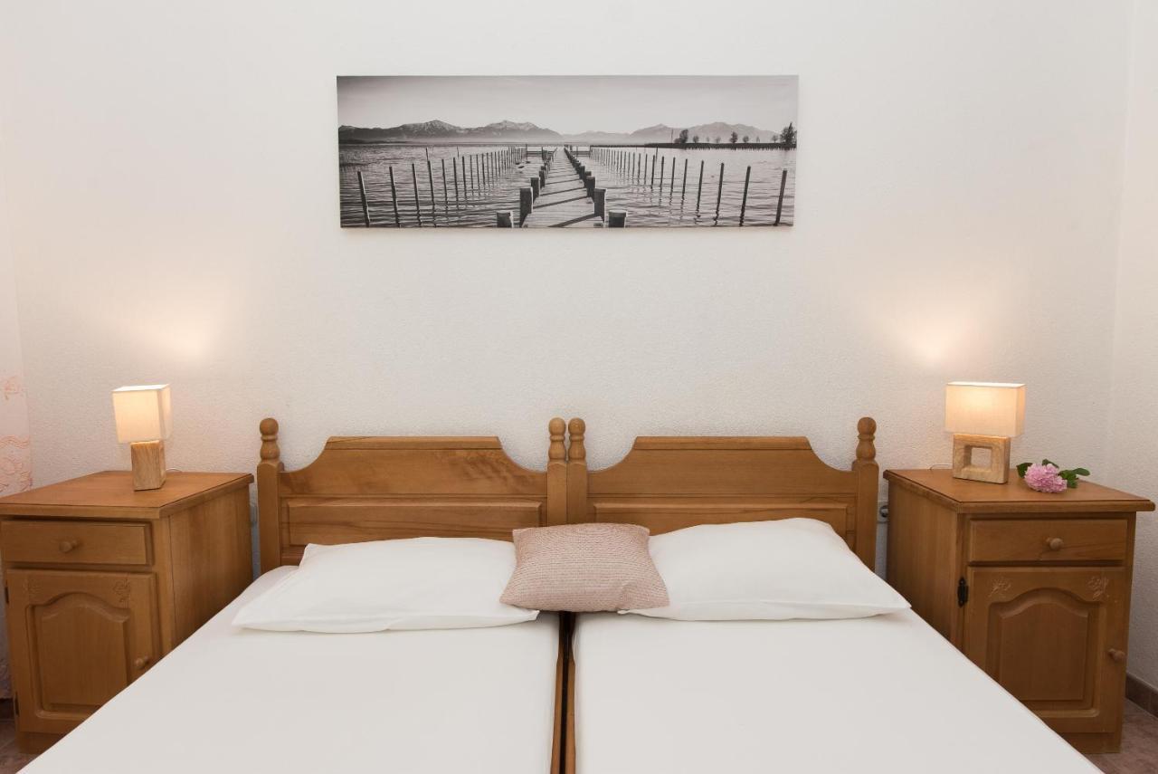 Topic Apartments Vodice Exterior foto