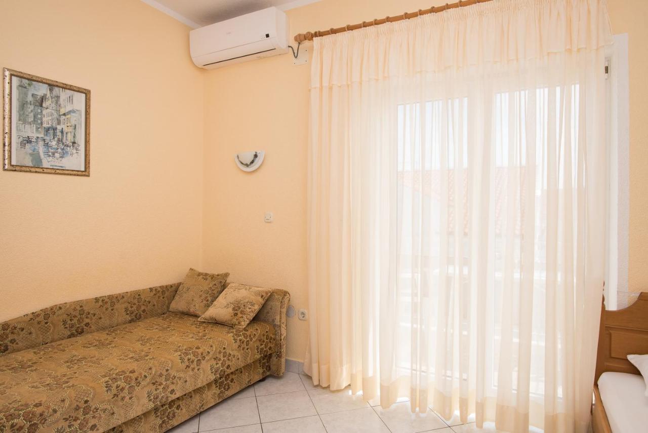 Topic Apartments Vodice Exterior foto