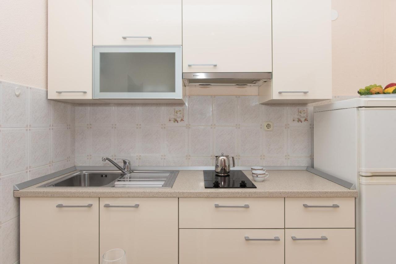 Topic Apartments Vodice Exterior foto