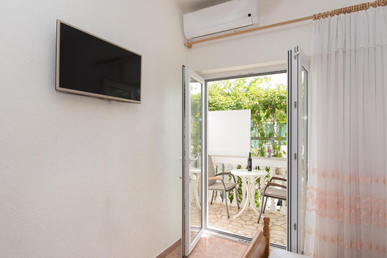 Topic Apartments Vodice Exterior foto
