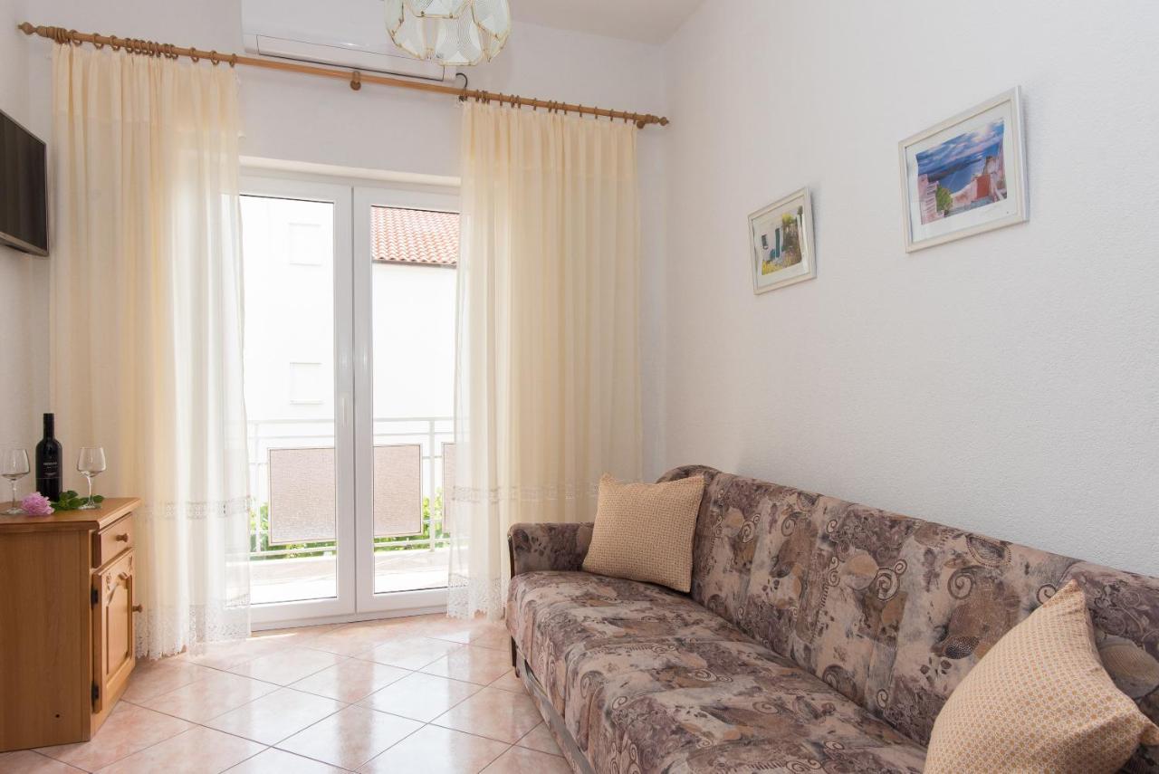 Topic Apartments Vodice Exterior foto