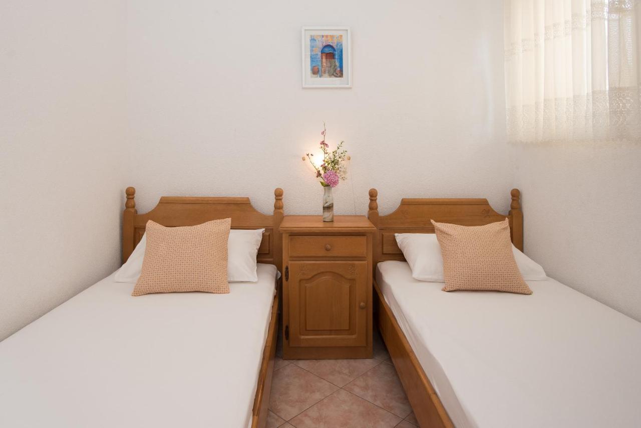 Topic Apartments Vodice Exterior foto